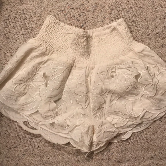 Honey Punch Pants - Honey Punch Elastic Cream Lace Shorts